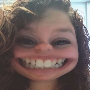 Meet your Posher, Kari